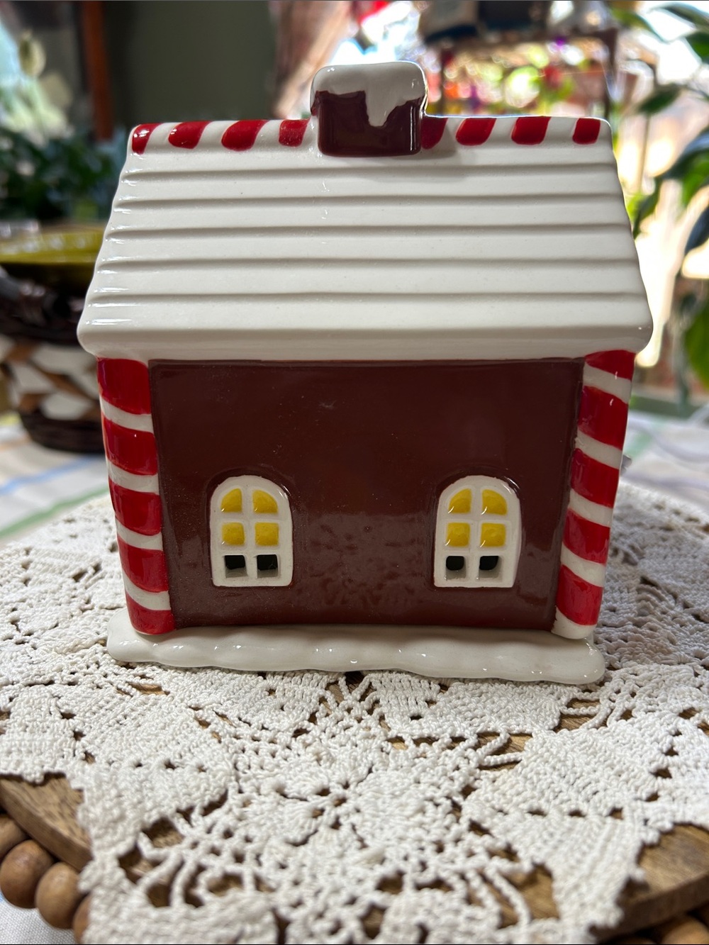 Gingerbread House Electric Wax Warmer New In Box Holidays Christmas EveryDay Use - Picture 2 of 16